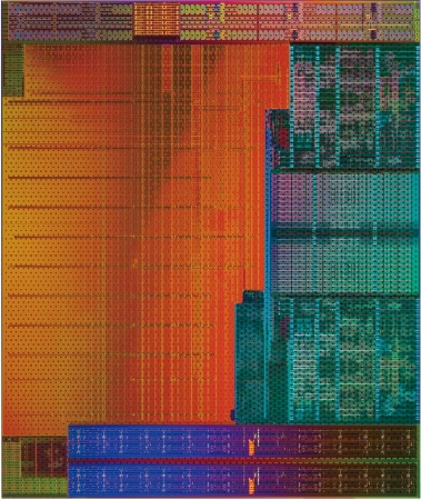 尽管核心面积大小差不多(Kaveri为245mm2，Richland为246mm2)。但在新一代工艺的帮助下，Kaveri核心内集成了多达24.1亿个晶体管，而Richland只有13.03亿个。